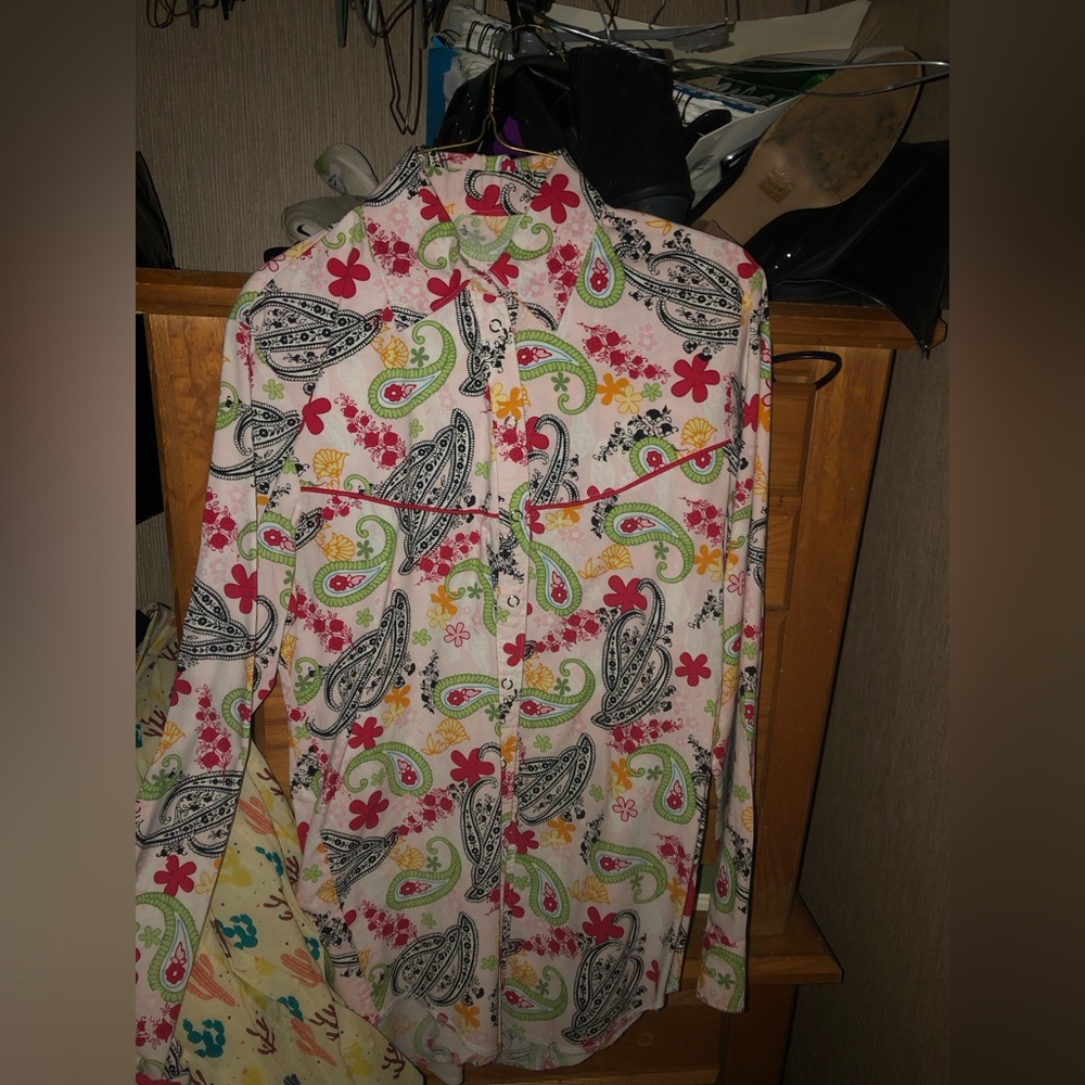 Size medium rodeo shirt
